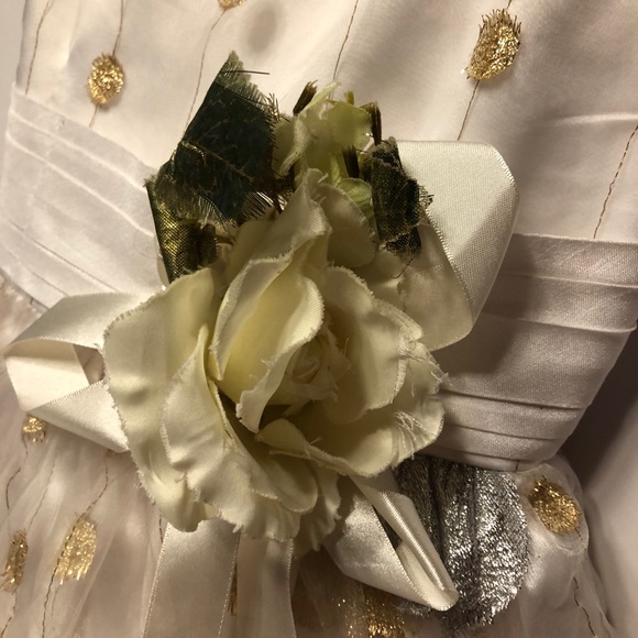 Beautiful! Lined cream dress jack and lily - Picture 4 of 8